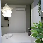 Intimo Y Acogedor 
