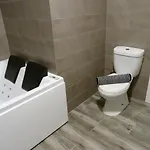 Intimo Y Acogedor 