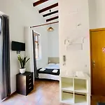 Acogedores Lofts En Trench Apartman