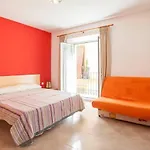 Loft In 3th Floor & Terrace In 4th Floor Apartment
