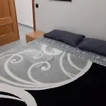 Grande En Piso Compartido Con 2 Adultos בית אירוח ולנסיה