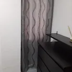 Grande En Piso Compartido Con 2 Adultos * ולנסיה