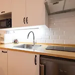 Florit Flats - The Apolo Valensiya