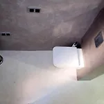 Casita Artista En Edificio Barrio Ruzafa