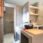 Casita Artista En Edificio Barrio Ruzafa *