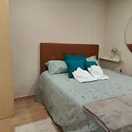 Turia Y Ciencias Apartamento *