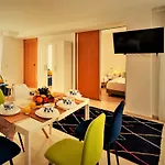Penthouse Duplex In A 4 Floors Spanish House -8 Min To Center By Metro Apartmán Valencie