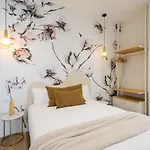Florit Flats - The