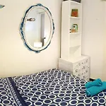 Blue Double Private At Front - En La Playa Piso Compartido
