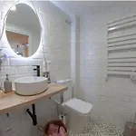 Ra - Stylish Loft - Walk To The Of