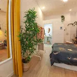 Ra - Stylish Loft - Walk To The Of Apartament *