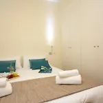 Singularstays Comedias Iv