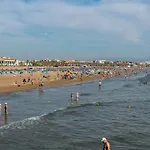 Malvalindabeach Loft Benlliure Malvarrosa/patacona Lägenhet *