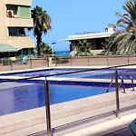 Dos Primera Linea De Playa アパート バレンシア