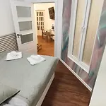 Reina Lejlighed