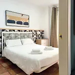 Flats Friends Nave *