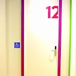 Urban Youth Hostel