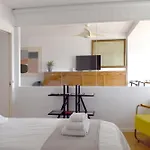 Stylish Well-connected Beachfront Flat Lejlighed Valencia