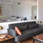 Lejlighed Stylish Well-connected Beachfront Flat Valencia