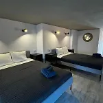 Melia Y Fuster 23c Aparthotel