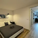 Melia Y Fuster 23c Aparthotel