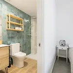 New Flats 1 アパート *