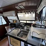 Barco Muy Espacioso Con Dos Terrazas Centro!! Botel Valencie