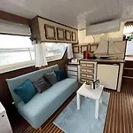 Barco Muy Espacioso Con Dos Terrazas Centro!! Botel Valencie