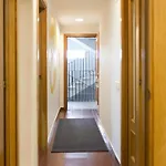 Modern In 56 M² With Air Conditioning 公寓