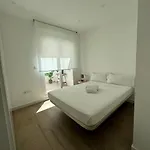 Escolano Mas 11 Noches * فالنسيا