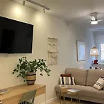 Apartamento Loft Con Wifi Lavadora Secadora Cama Agradable Muy Proximo