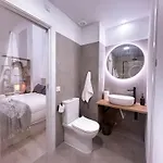 La Brisa Lofts شقة