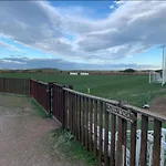 Retreat * Valensiya