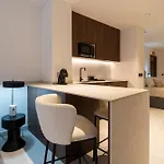 Vlc Host - Luz Casanova Βαλένθια