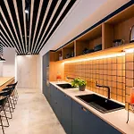 Hostel Colo Colo - Single Private Beds Valensiya