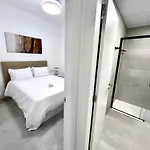Comfort Near Metro, 2 Bed, 1 Bath Valencia