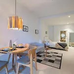 Pm - Loft Espaciosos Estudios Con Terraza Cerca A Artes Y Ciencias Lägenhet *