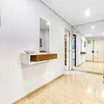 Centrally Located Temporary, Very Spacious Pataconabluerentals Διαμέρισμα *