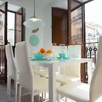 Διαμέρισμα Singularstays Center *