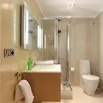 Plaza Reina Апартаменты
