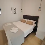 Delfin - Entire - Near And Stadium By Rio Turia *