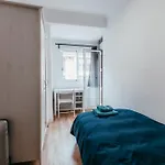 Queen Apt, 2min To Beach, Terrace, 3bd, 6pax Appartement *
