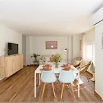 דירה Guestready - Your Sunny Basecamp *