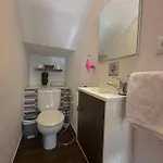 Villa Casa Con Barbacoa En Urbanizacion Privada *