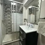 Casa Con Barbacoa En Urbanizacion Privada Villa