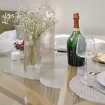 Romantic N1 Oceanografico Virkin * Valencia