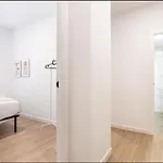 Lugre, Lovely Flat Close To Center *