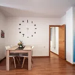Flats Burjasot דירה *