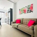 Planas 3 Designer Aparment With Terraza In Ruzafa Soho Apartman