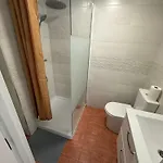 Con Cocina Y Bano Privado De Temporada Vacaciones Largas Long Desde 11 Noches Valência